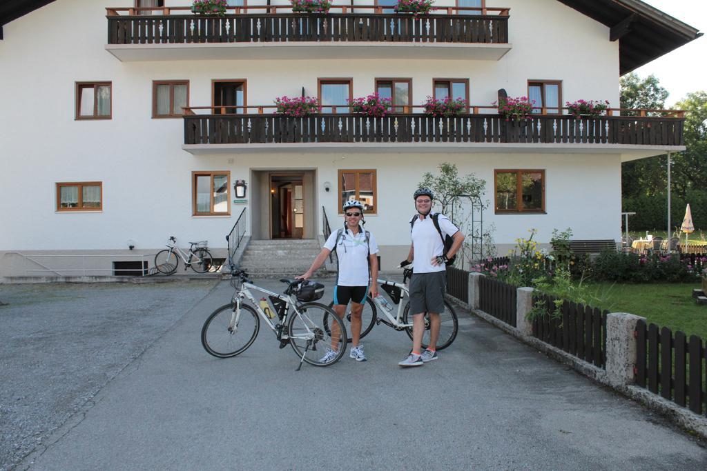 Pension Leuprecht Reutte Exterior foto