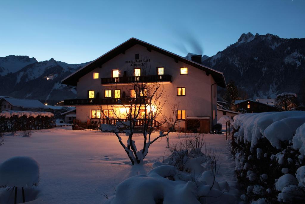 Pension Leuprecht Reutte Exterior foto