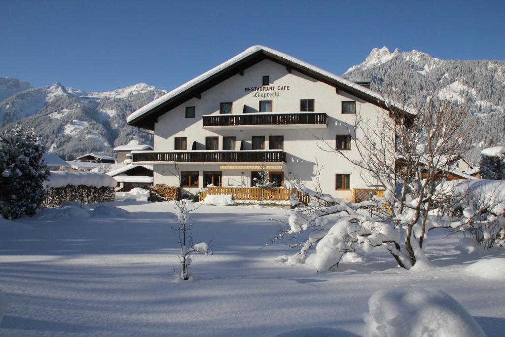 Pension Leuprecht Reutte Exterior foto
